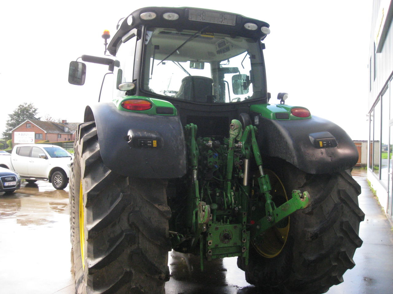 John Deere 6210R AUTOPOWER - 장궤형 트랙터 : 사진 3 John Deere 6210R AUTOPOWER - 장궤형 트랙터 : 사진 3