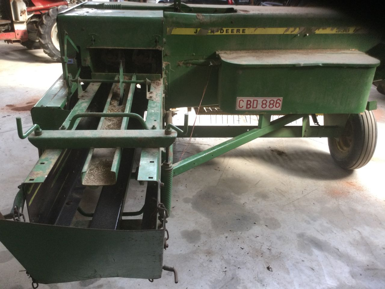 John Deere 336A - 정사각 베일러 : 사진 4 John Deere 336A - 정사각 베일러 : 사진 4