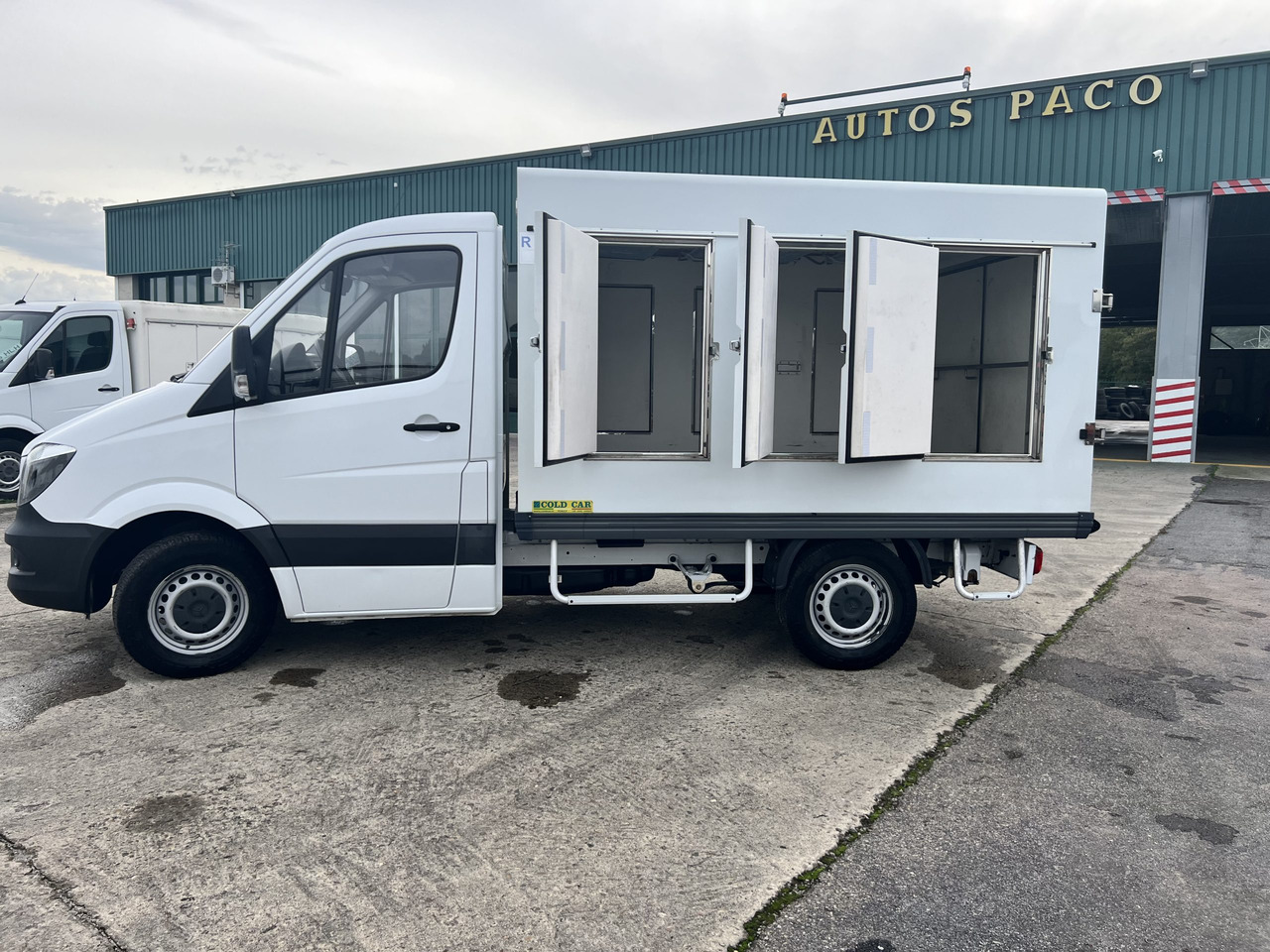 CAMION HELADERO 3.5T MERCEDES SPRINTER - 냉동 밴 : 사진 4 CAMION HELADERO 3.5T MERCEDES SPRINTER - 냉동 밴 : 사진 4