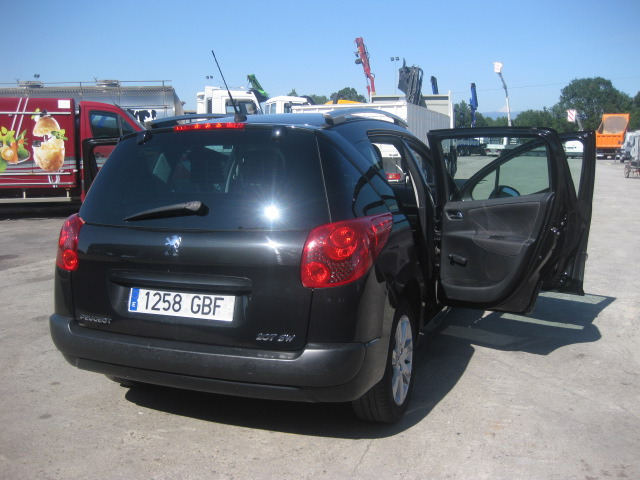 PEUGEOT 207 SW - 차량 : 사진 1 PEUGEOT 207 SW - 차량 : 사진 1