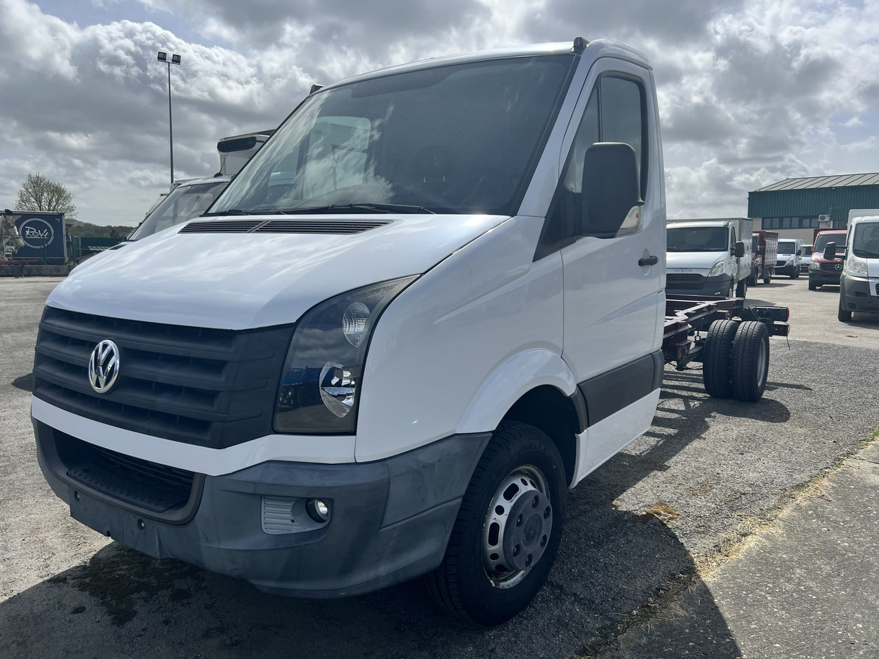 VOLKSWAGEN EN CHASIS - 밴 : 사진 3 VOLKSWAGEN EN CHASIS - 밴 : 사진 3