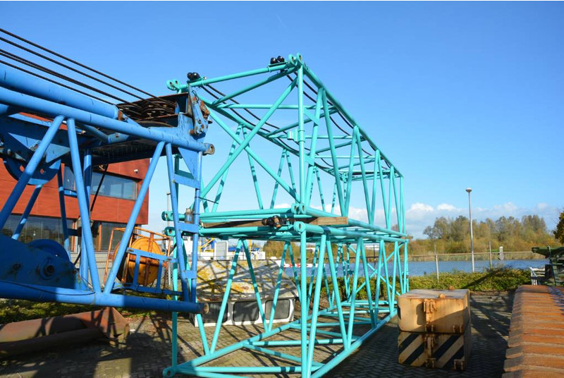 Kobelco CKE1800 CKE2000 Boom Sections - 로더 크레인 건설기계 용 : 사진 1 Kobelco CKE1800 CKE2000 Boom Sections - 로더 크레인 건설기계 용 : 사진 1
