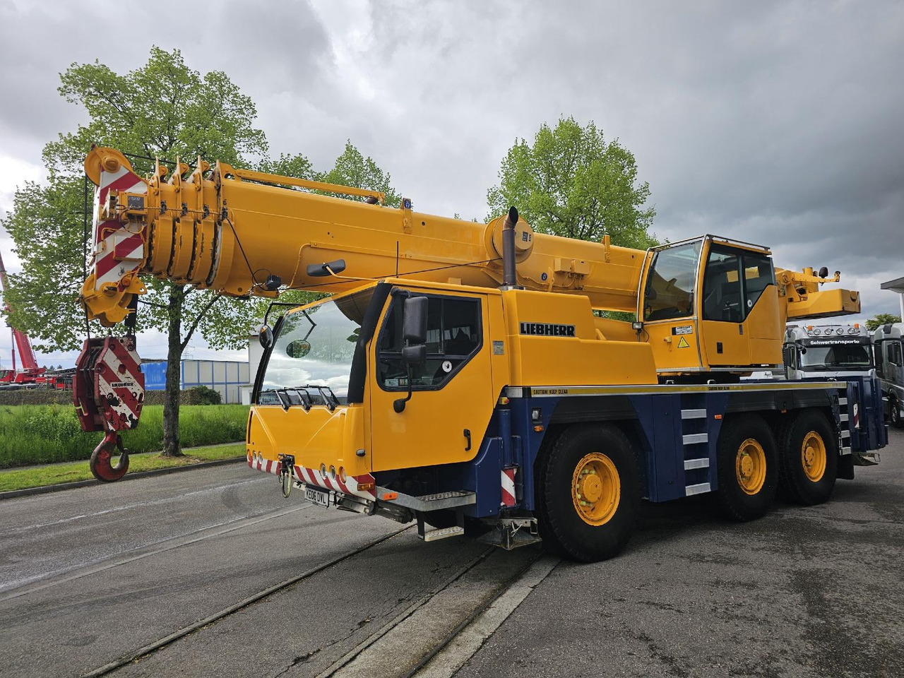 Liebherr LTM 1055-3.1 (06 - 056 016) | 6 x 6 - 모바일 크레인 : 사진 2 Liebherr LTM 1055-3.1 (06 - 056 016) | 6 x 6 - 모바일 크레인 : 사진 2