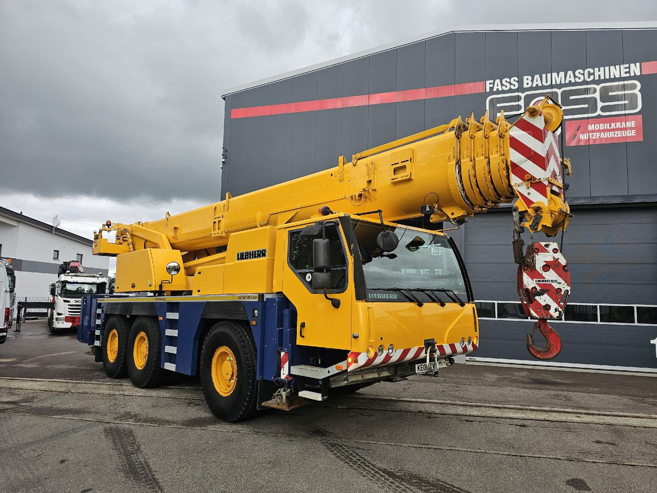 Liebherr LTM 1055-3.1 (06 - 056 016) | 6 x 6 - 모바일 크레인 : 사진 1 Liebherr LTM 1055-3.1 (06 - 056 016) | 6 x 6 - 모바일 크레인 : 사진 1