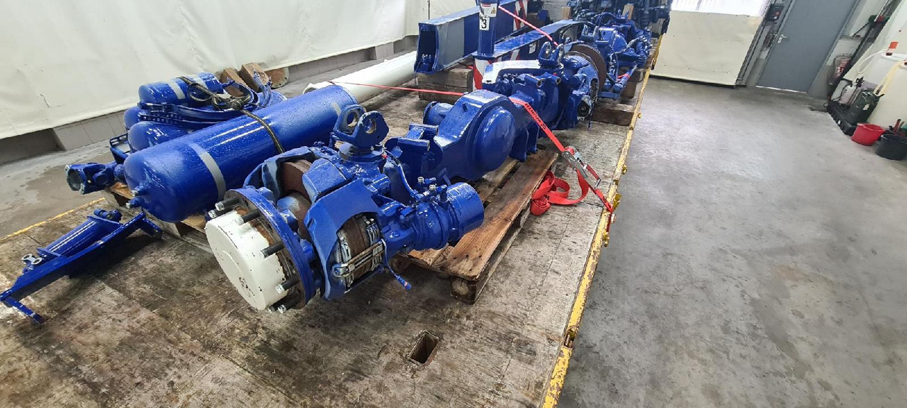 Liebherr Zubehör = LTM 1030-2.1 / diverse Teile und Komponenten - 예비 부속 건설기계 용 : 사진 4 Liebherr Zubehör = LTM 1030-2.1 / diverse Teile und Komponenten - 예비 부속 건설기계 용 : 사진 4