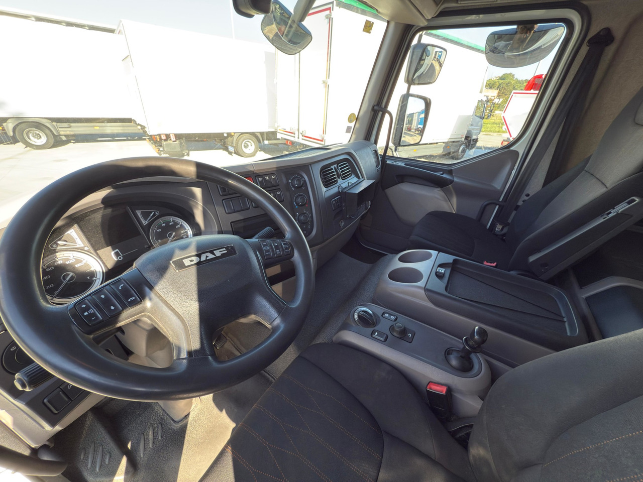 DAF LF 290 FA E6 (VAN) - 박스 트럭 : 사진 5 DAF LF 290 FA E6 (VAN) - 박스 트럭 : 사진 5