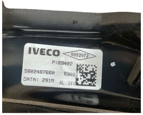 Iveco S-WAY - 창문 리프트 모터 : 사진 2 Iveco S-WAY - 창문 리프트 모터 : 사진 2