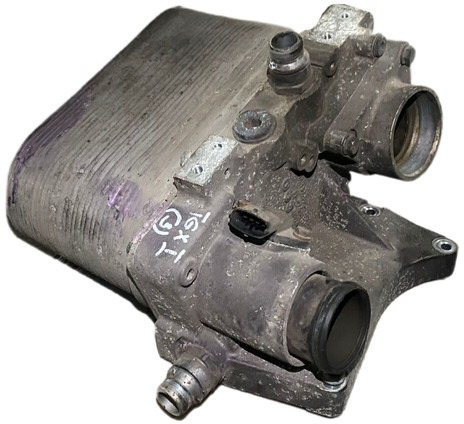 MAN TGX - 오일 쿨러 : 사진 3 MAN TGX - 오일 쿨러 : 사진 3