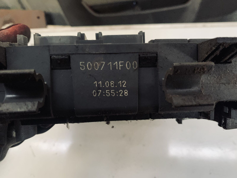 Volvo FL 280 - 전기 설비 : 사진 2 Volvo FL 280 - 전기 설비 : 사진 2