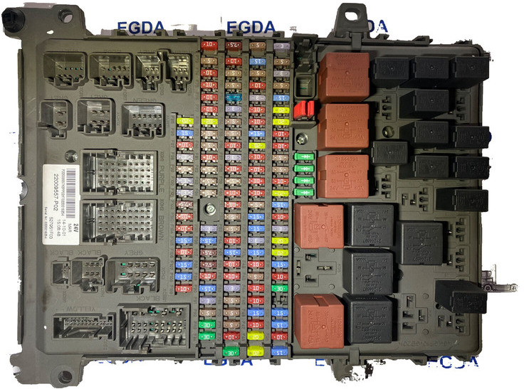 Volvo - 전기 설비 : 사진 1 Volvo - 전기 설비 : 사진 1
