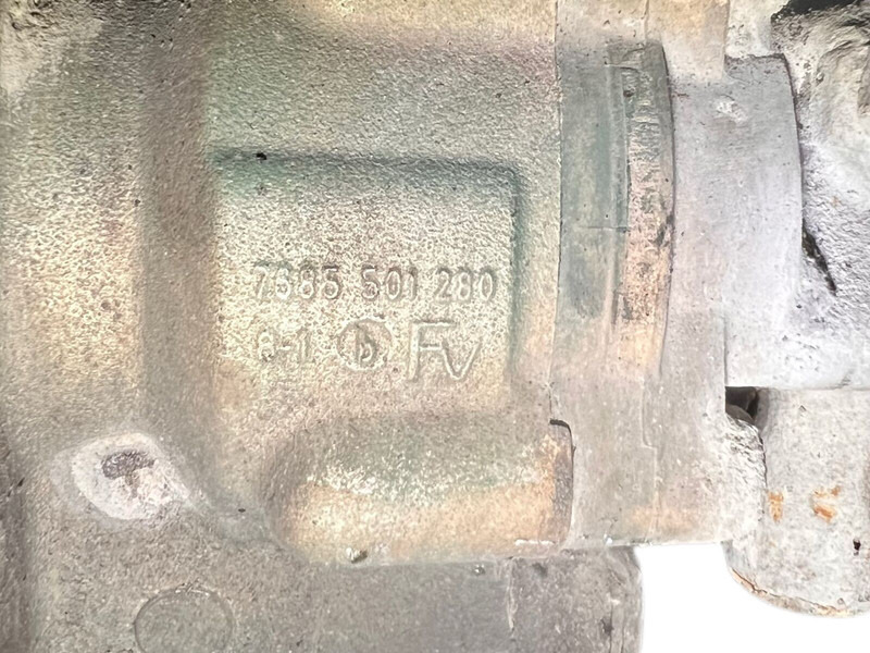 Volvo - 스티어링 펌프 : 사진 5 Volvo - 스티어링 펌프 : 사진 5