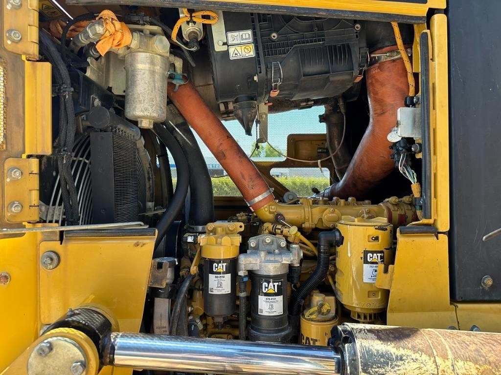 CAT D 6 N LGP - 불도저 : 사진 4 CAT D 6 N LGP - 불도저 : 사진 4