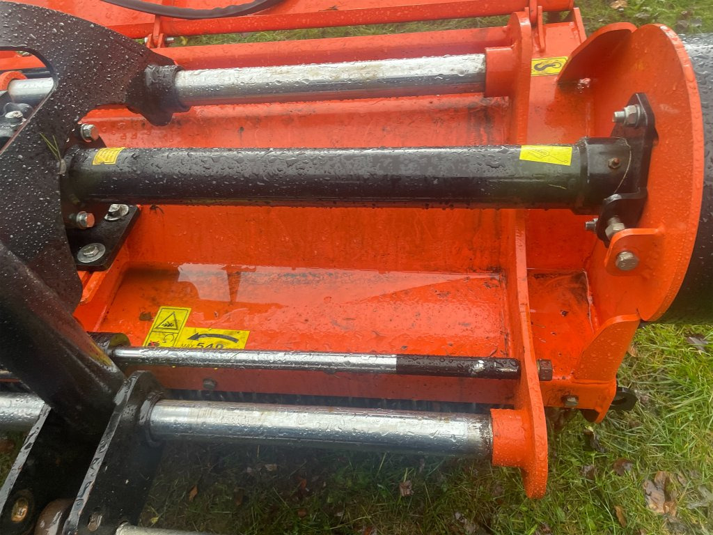 Agri Implement Menasor 200HA-T - 플레일 모어 : 사진 5 Agri Implement Menasor 200HA-T - 플레일 모어 : 사진 5