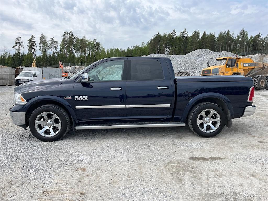 픽업트럭 DODGE RAM 1500 : 사진 8
