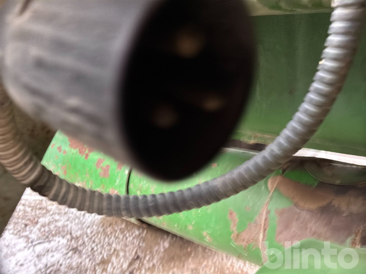 장궤형 트랙터 J. DEERE 4250 4WD : 사진 36 장궤형 트랙터 J. DEERE 4250 4WD : 사진 36