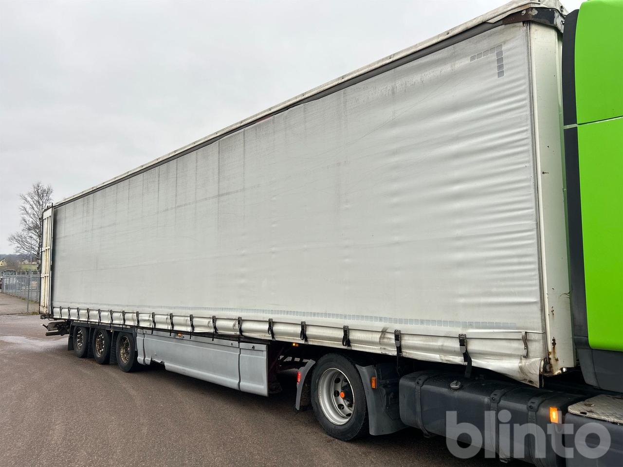 KRONE SD - 커튼사이더 세미 트레일러 : 사진 2 KRONE SD - 커튼사이더 세미 트레일러 : 사진 2