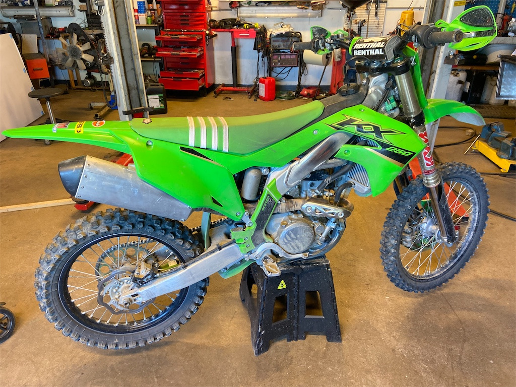 Kawasaki KX250F - 오토바이 : 사진 5 Kawasaki KX250F - 오토바이 : 사진 5