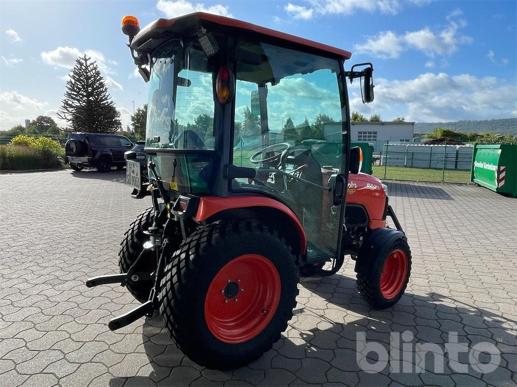 Kubota B2231 HC (Allrad) - 장궤형 트랙터 : 사진 3 Kubota B2231 HC (Allrad) - 장궤형 트랙터 : 사진 3
