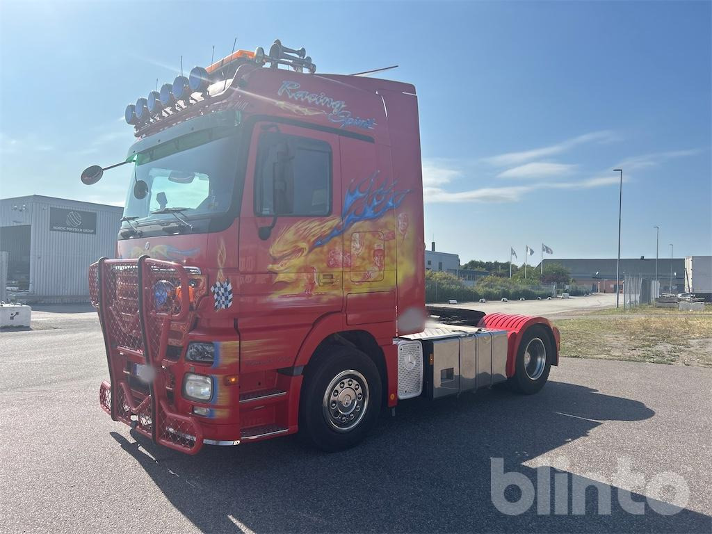 MERCEDES BENZ 1846LS4X2 - 트랙터 유닛 : 사진 1 MERCEDES BENZ 1846LS4X2 - 트랙터 유닛 : 사진 1