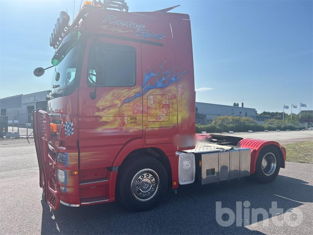 MERCEDES BENZ 1846LS4X2 - 트랙터 유닛 : 사진 2 MERCEDES BENZ 1846LS4X2 - 트랙터 유닛 : 사진 2