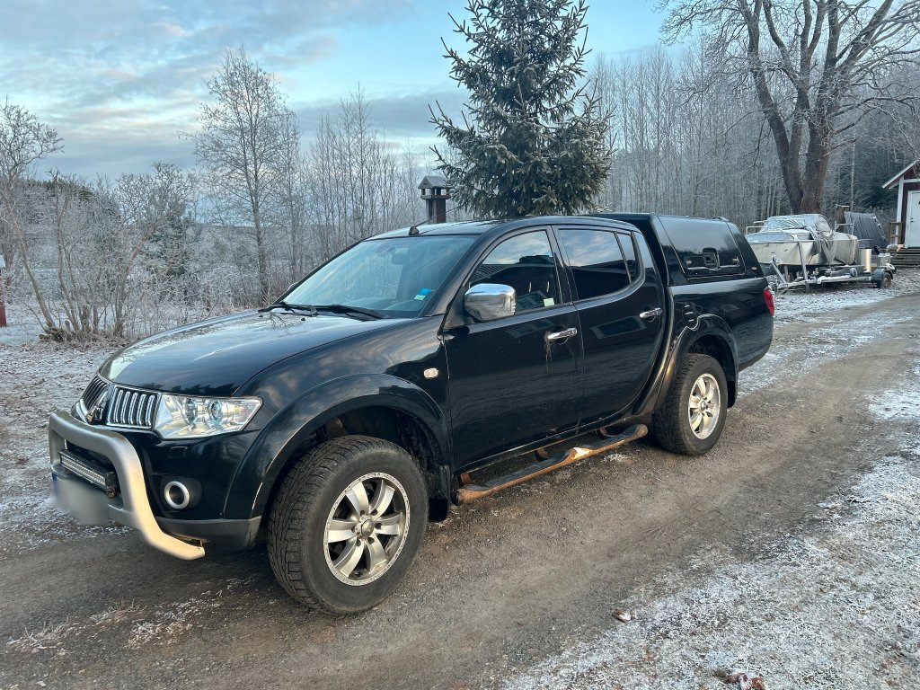 MITSUBISHI L200 DC - 밴 : 사진 1 MITSUBISHI L200 DC - 밴 : 사진 1