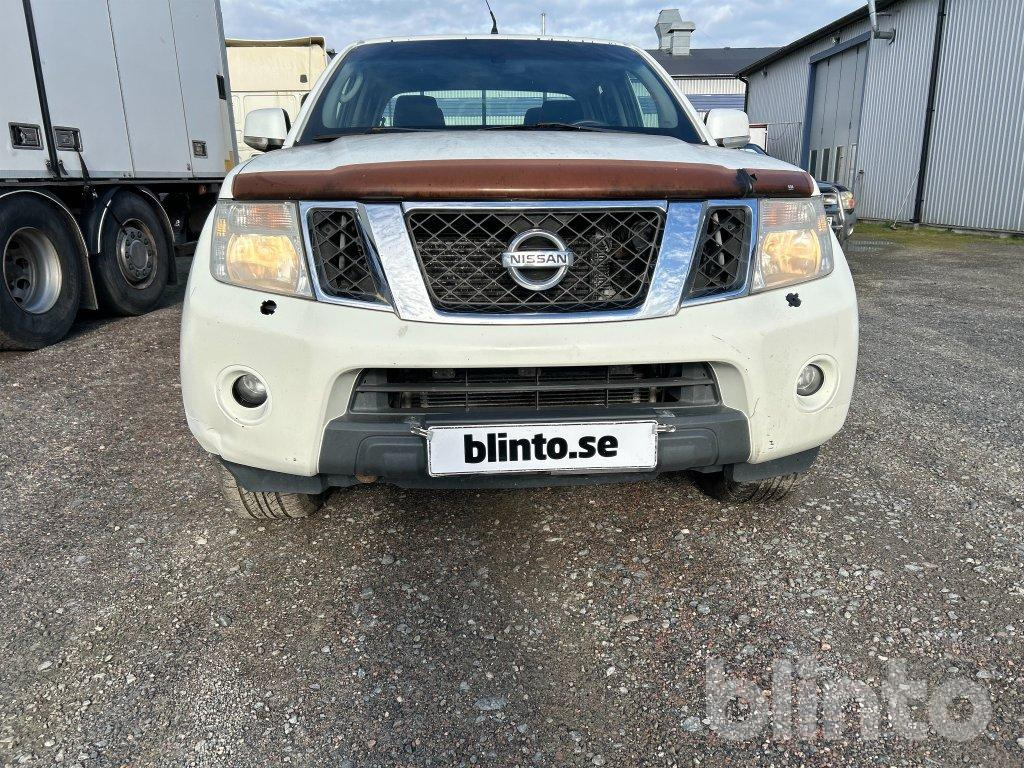 NISSAN D40 NAVARA DOUBLE CAB - 픽업트럭 : 사진 2 NISSAN D40 NAVARA DOUBLE CAB - 픽업트럭 : 사진 2