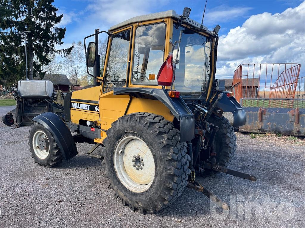 VALMET 415-4 - 장궤형 트랙터 : 사진 3 VALMET 415-4 - 장궤형 트랙터 : 사진 3