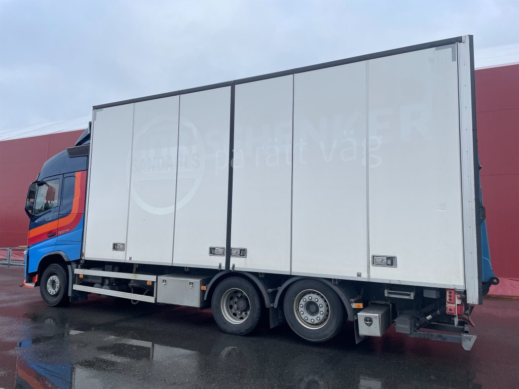 VOLVO FH 500 6x2*2 - 박스 트럭 : 사진 4 VOLVO FH 500 6x2*2 - 박스 트럭 : 사진 4