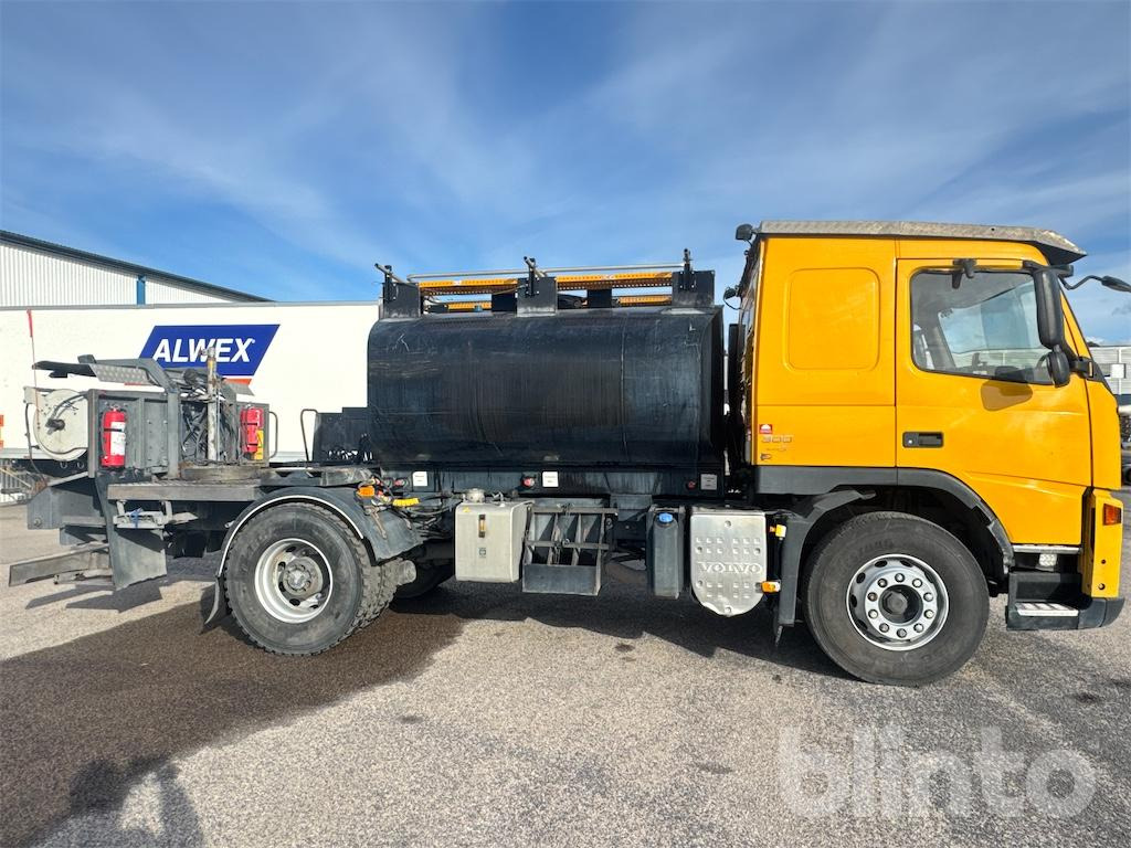 VOLVO FM 300-380 42 JMNL - 유조트럭, 지자체/ 특수 차량 : 사진 4 VOLVO FM 300-380 42 JMNL - 유조트럭, 지자체/ 특수 차량 : 사진 4