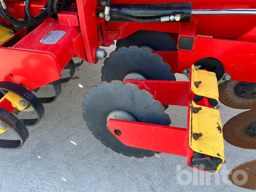 콤바인 Väderstad Rapid RDA 800 S (2013) : 사진 22 콤바인 Väderstad Rapid RDA 800 S (2013) : 사진 22