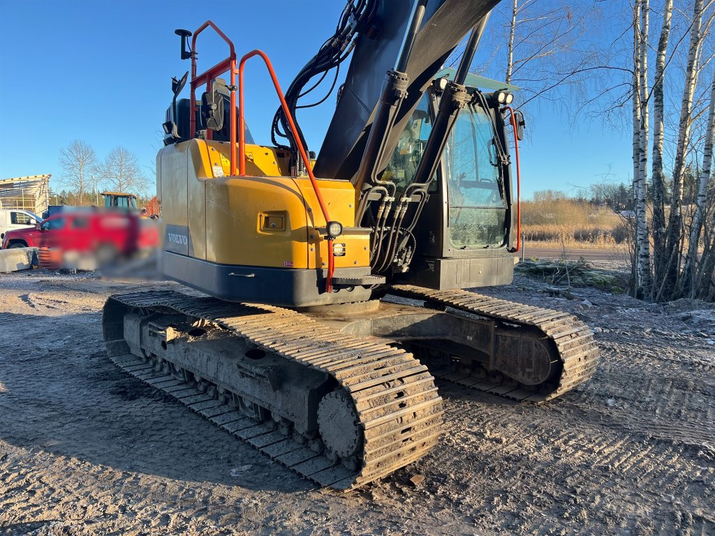 Volvo EC236EL - 크롤러 굴삭기 : 사진 5 Volvo EC236EL - 크롤러 굴삭기 : 사진 5