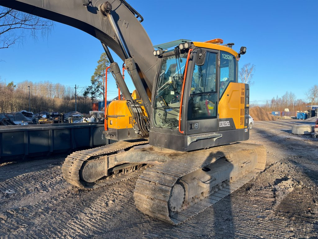 Volvo EC236EL - 크롤러 굴삭기 : 사진 3 Volvo EC236EL - 크롤러 굴삭기 : 사진 3