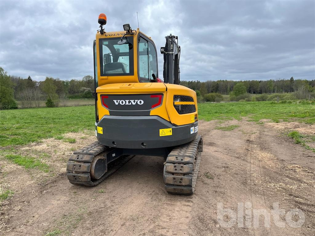 Volvo ECR58D med 5 redskap - 크롤러 굴삭기 : 사진 4 Volvo ECR58D med 5 redskap - 크롤러 굴삭기 : 사진 4