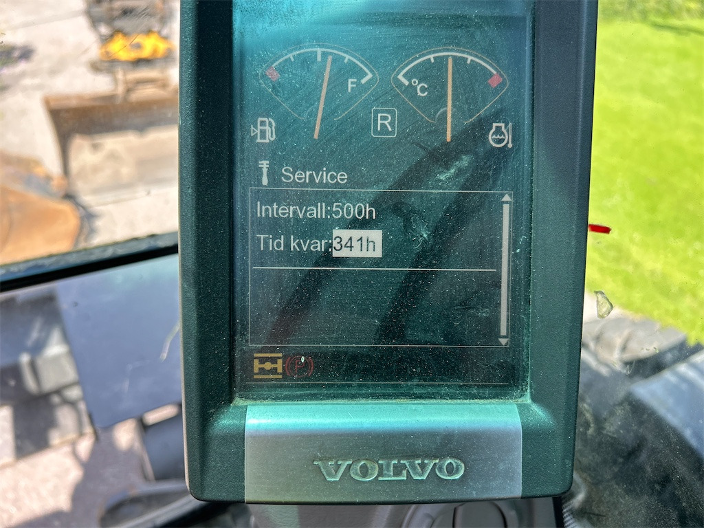 휠 굴삭기 Volvo EW40 C : 사진 40