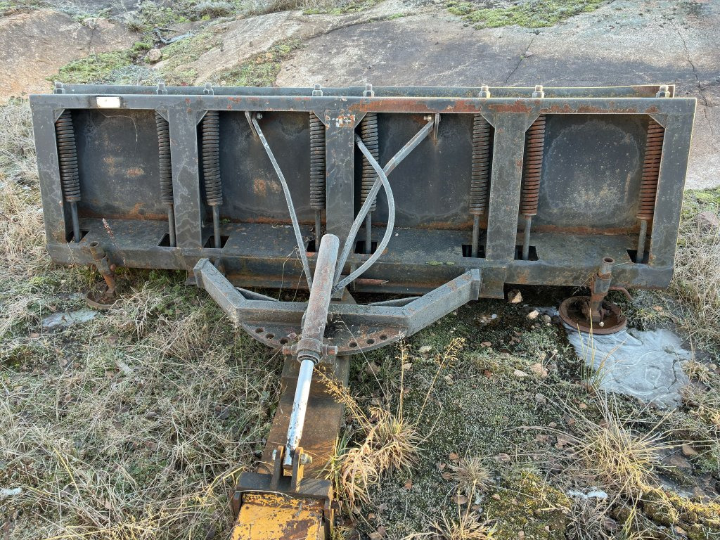 Vreten K2800U - 제설차 : 사진 5 Vreten K2800U - 제설차 : 사진 5