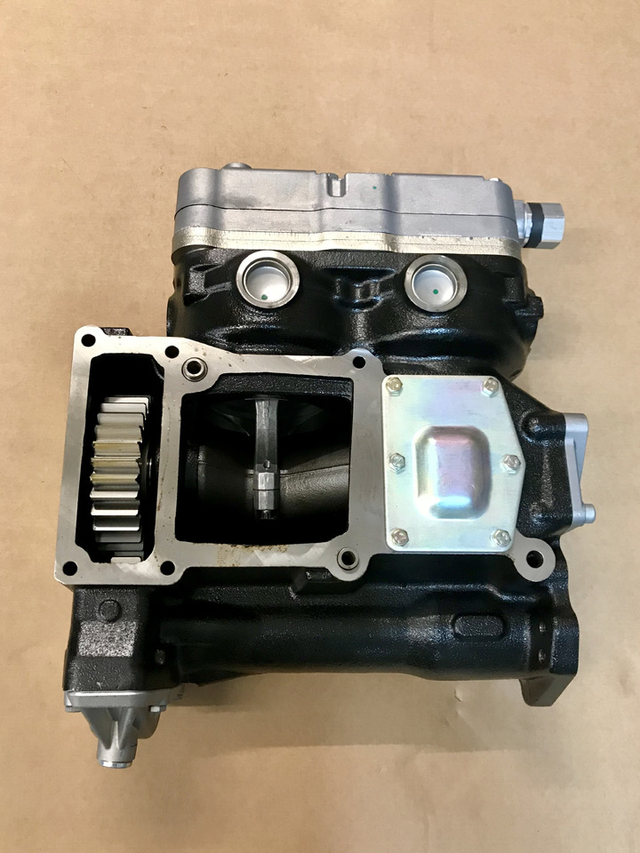 COMPRESSORE ARIA BICILINDRICO CON PRESA DI FORZA - MAN 51541007115 - KNORR LK4960 - 공기 압축기 : 사진 5 COMPRESSORE ARIA BICILINDRICO CON PRESA DI FORZA - MAN 51541007115 - KNORR LK4960 - 공기 압축기 : 사진 5