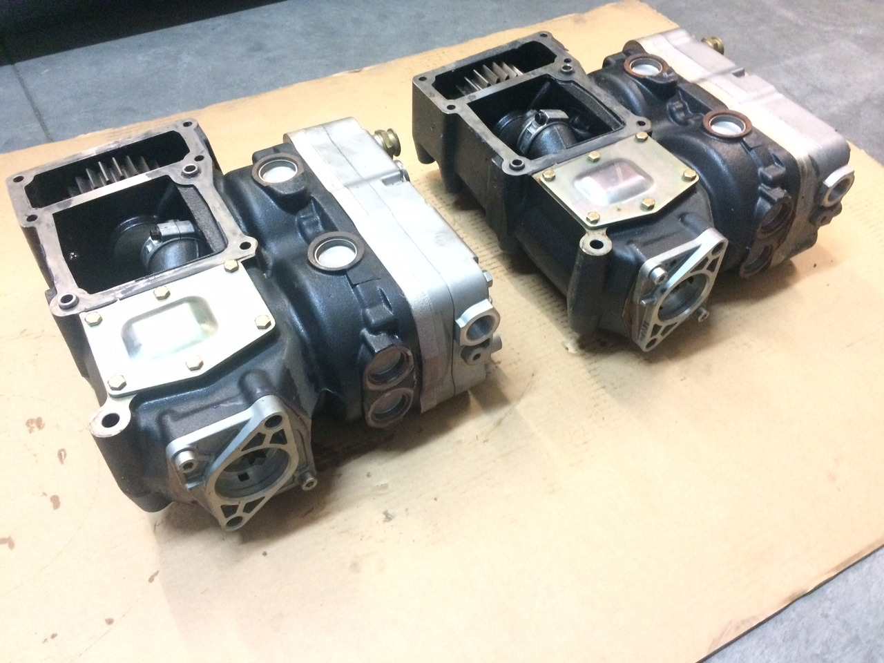 COMPRESSORE ARIA MAN 51541007114 - 공기 압축기 : 사진 3 COMPRESSORE ARIA MAN 51541007114 - 공기 압축기 : 사진 3