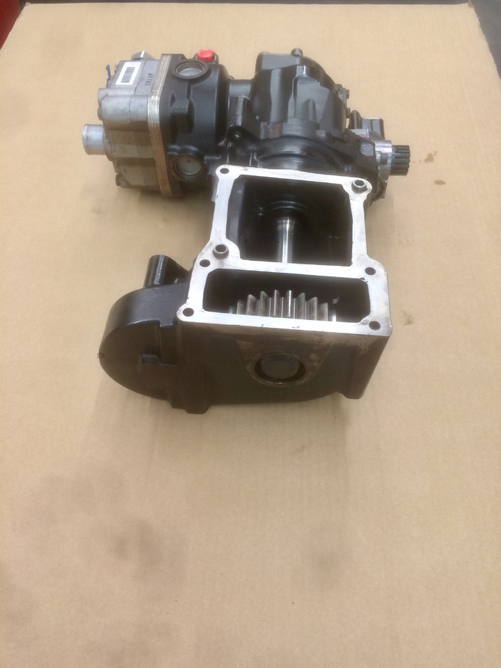 COMPRESSORE ARIA MONOCILINDRICO CON FRIZIONE MAN / KNORR - 공기 압축기 : 사진 2 COMPRESSORE ARIA MONOCILINDRICO CON FRIZIONE MAN / KNORR - 공기 압축기 : 사진 2