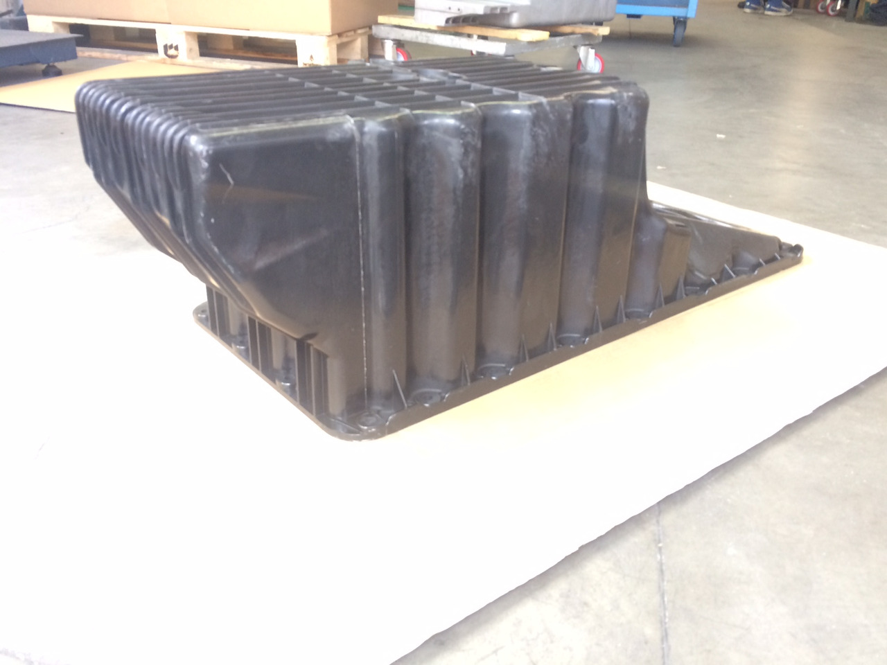 COPPA OLIO MERCEDES 9060101313 - MOTORE OM906 TRUCK - 오일 팬 : 사진 3 COPPA OLIO MERCEDES 9060101313 - MOTORE OM906 TRUCK - 오일 팬 : 사진 3