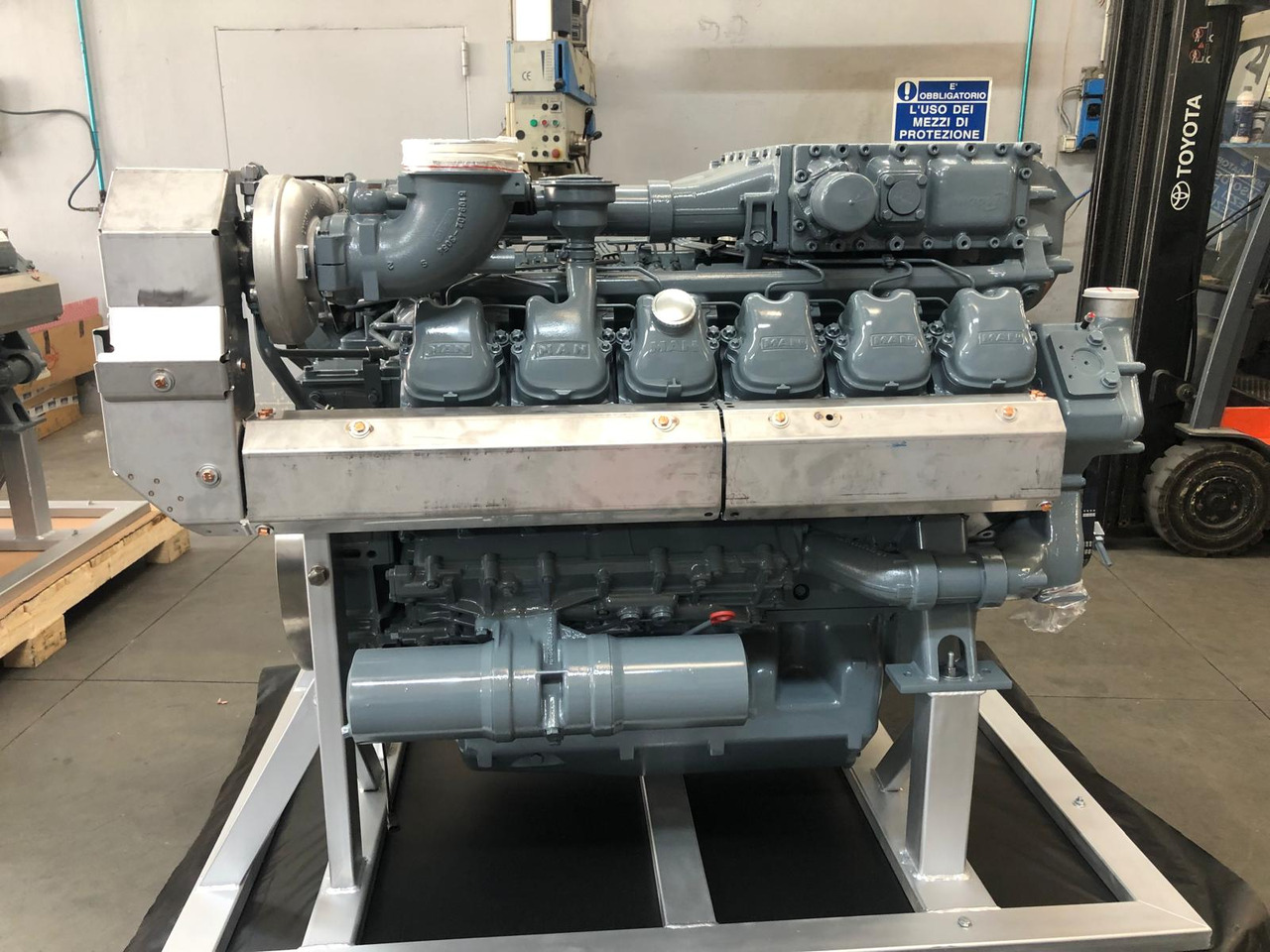MOTORE COMPLETO MAN D2842LE211 / D2842 LE211 - D2842LE201 / D2842 LE201 - 엔진 : 사진 3 MOTORE COMPLETO MAN D2842LE211 / D2842 LE211 - D2842LE201 / D2842 LE201 - 엔진 : 사진 3