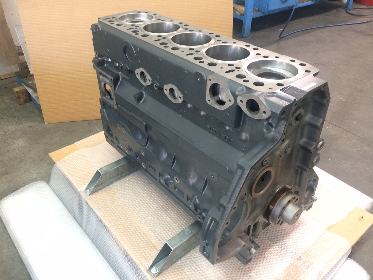 MOTORE MAN D2865 - 5 CIL. - 엔진 : 사진 1 MOTORE MAN D2865 - 5 CIL. - 엔진 : 사진 1