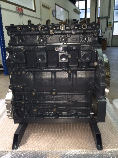 MOTORE MERCEDES OM904LA - 엔진 : 사진 4 MOTORE MERCEDES OM904LA - 엔진 : 사진 4