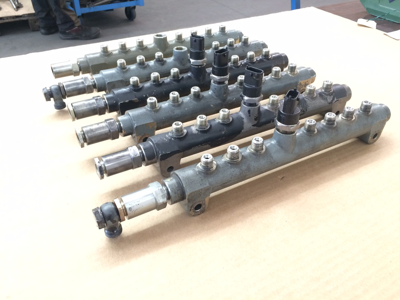 TUBO PRESSIONE COMMON RAIL MAN 51103116039 - 연료 시스템 : 사진 5 TUBO PRESSIONE COMMON RAIL MAN 51103116039 - 연료 시스템 : 사진 5