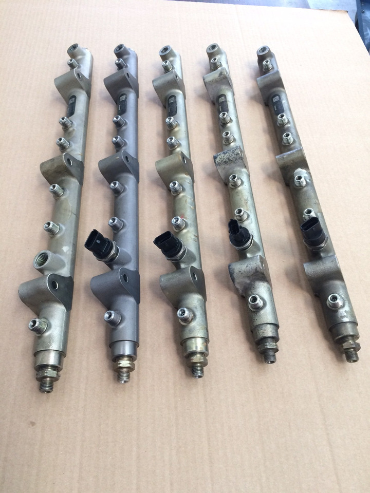 TUBO PRESSIONE COMMON RAIL MAN 51103116054 - 연료 시스템 : 사진 3 TUBO PRESSIONE COMMON RAIL MAN 51103116054 - 연료 시스템 : 사진 3
