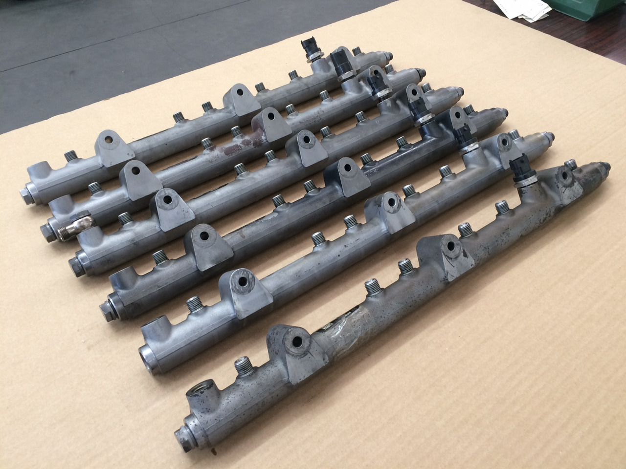 TUBO PRESSIONE COMMON RAIL MAN 51103116082 - 연료 시스템 : 사진 4 TUBO PRESSIONE COMMON RAIL MAN 51103116082 - 연료 시스템 : 사진 4