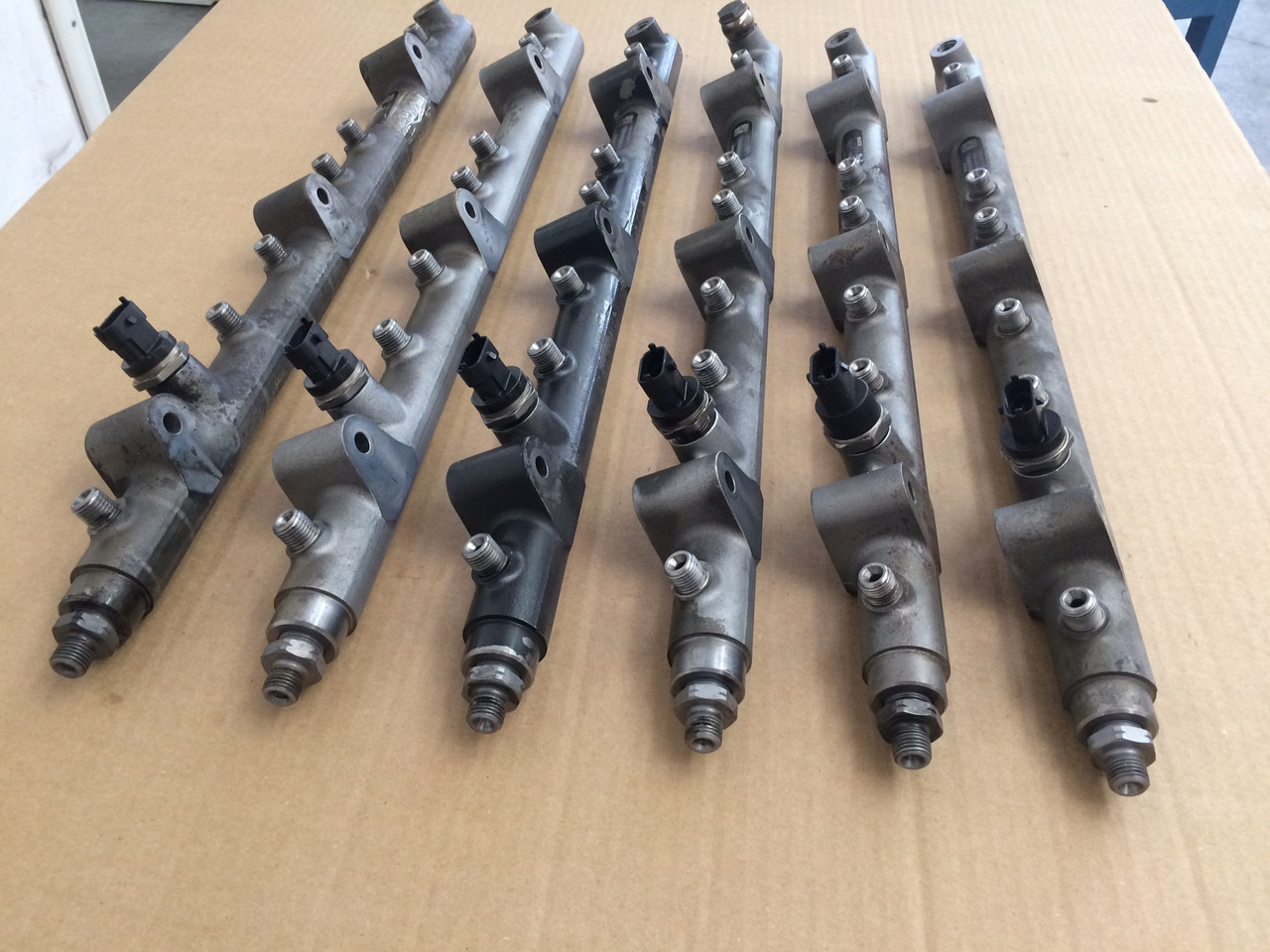 TUBO PRESSIONE COMMON RAIL MAN 51103116082 - 연료 시스템 : 사진 3 TUBO PRESSIONE COMMON RAIL MAN 51103116082 - 연료 시스템 : 사진 3