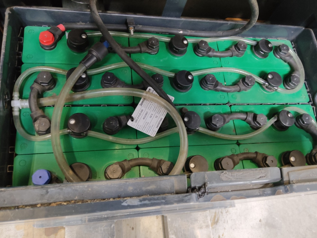 Jungheinrich ESE120/1950MM - 팔레트 트럭 : 사진 4 Jungheinrich ESE120/1950MM - 팔레트 트럭 : 사진 4