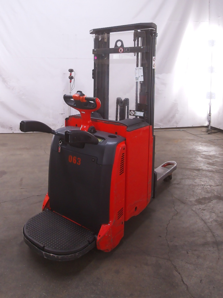 Linde D14AP - 스태커 : 사진 2 Linde D14AP - 스태커 : 사진 2