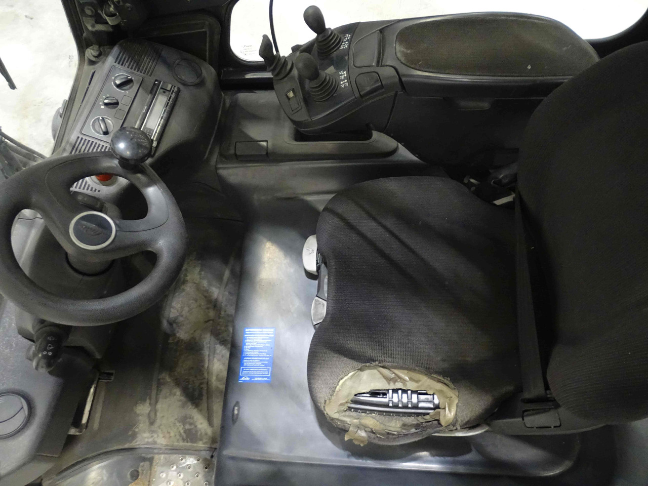 Linde E25L-01 - 전기 지게차 : 사진 3 Linde E25L-01 - 전기 지게차 : 사진 3