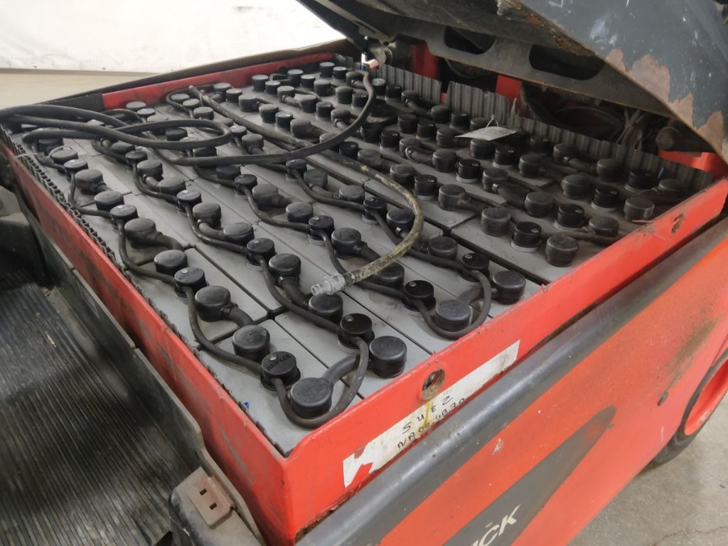 Linde E30L-01 - 전기 지게차 : 사진 4 Linde E30L-01 - 전기 지게차 : 사진 4